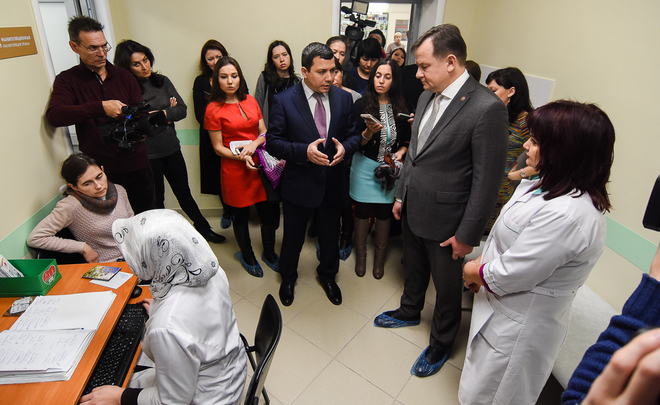 Дружелюбная поликлиника в Казани: как Адель Вафин с помощью миллионов победил очередь