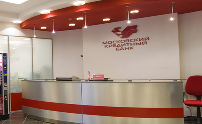 В московском банке неизвестный взял в заложники несколько человек