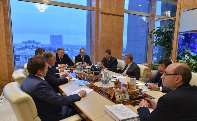 Футболист "Рубина" Карадениз встретился с президентом Татарстана Миннихановым