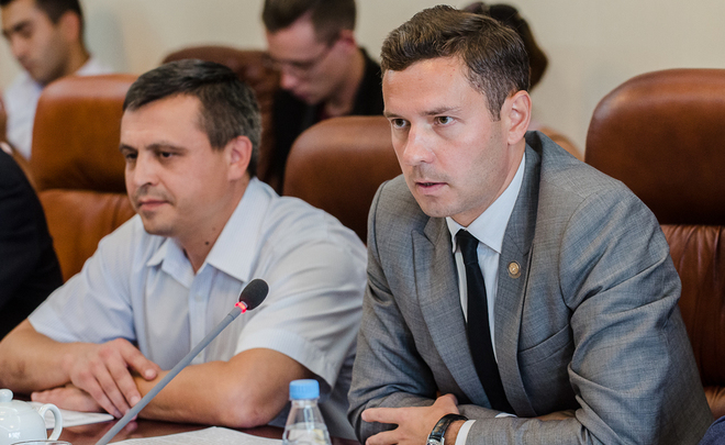 Министр спорта РТ Леонов призвал до зимы не делать выводы по работе Грасии в «Рубине»