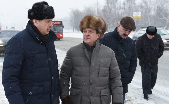 Ильсур Метшин проинспектировал ход уборки дорог и дворов