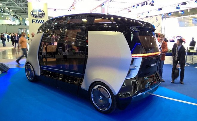 КАМАЗ представил свой автобус-беспилотник на Московском автосалоне