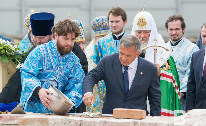 Патриарх Кирилл поблагодарил Минниханова за организацию его визита в Татарстан