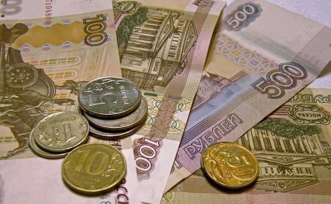 Министерство финансов заложило курс доллара на уровне 67,5 рублей в проект бюджета на 2017 год