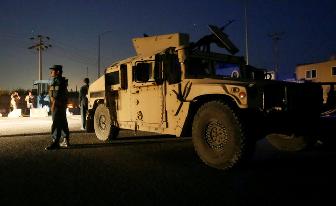 В Кабуле возле отеля с иностранцами взорвался грузовик сообщается о десятках раненых