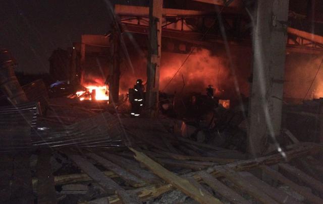 В Татарстане погибли 5 человек в пожаре на промбазе