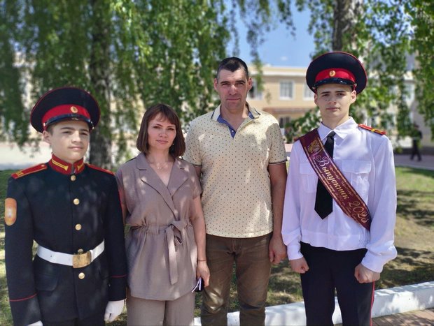 Константин Дик — сегодня выпускник в звании ефрейтора, а два года назад, окончив 9-й класс, приехал в Нижнекамск из Оренбургской области, чтобы стать курсантом кадетского корпуса 