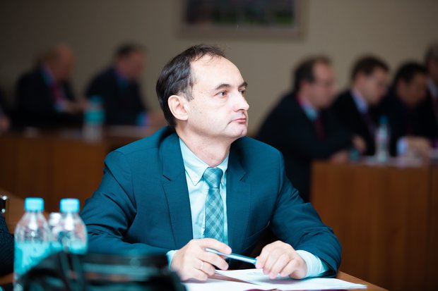  Ректор Санкт-Петербургского государственного технологического института Андрей Шипчик отметил, что партнерство вуза с СИБУРом началось относительно недавно
