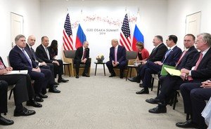 Видео недели: встреча Путина с Трампом, выпускной в Казани и башкирская скорая