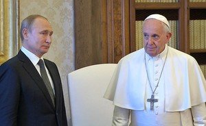Видео недели: Путин с Папой, кассирша из Башкирии и снег в Мексике
