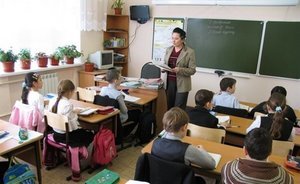 «Рабочая программа составляется на русском языке»: национальных школ в Татарстане с каждым годом все меньше