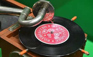 День в истории: открыли «Мелодию», ушел Боб Марли