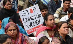 Почему колониализм — основная причина домашнего насилия над женщинами