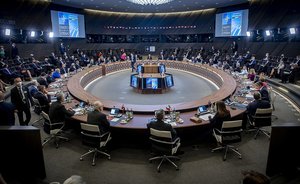 День в истории: СССР не приняли в НАТО