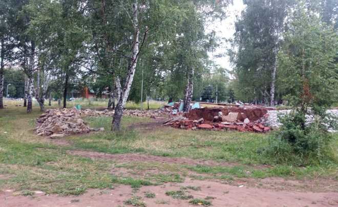 Плакал «Чебурашка»: заберут ли у Геннадия Емельянова 150 миллионов за сорванную реновацию парков?