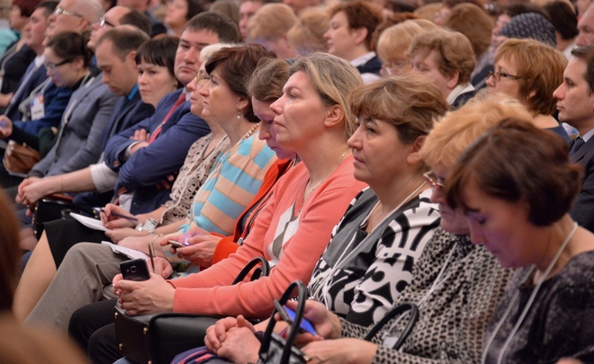 Урок для учителя в «Корстоне»: не запрещать гаджеты детям и самим научиться ими пользоваться