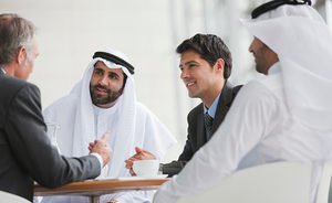 «Повышение тона в разговорах с арабами — это совершенно нормальная практика»