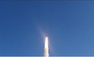 Минобороны России доложило об уничтожении базы горючего в районе Львова и цехов местного завода