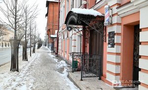 «Подстригли» на 45 тысяч: соискатели обвинили два казанских барбершопа в навязывании дорогого обучения