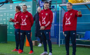 Билялетдинов, Сычев, Пименов и Хлестов: звезды российского футбола дали мастер-класс детям