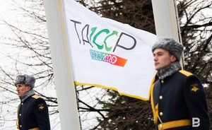 К юбилею республики: над Казанским кремлем подняли флаг 100-летия ТАССР