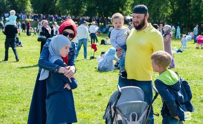 «Бала арбасы», «сөт нәнәсе»: как татары растили детей в начале ХХ века