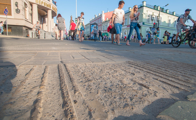 «Универсиадская» уличная плитка не прожила и трех лет