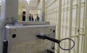 Массовый бунт в ИК-2: заключенные остановили сотрудников ФСИН дужкой от кровати