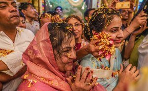 «Страна контрастов»: почему индийцы жертвуют время и деньги на поклонение в храмах