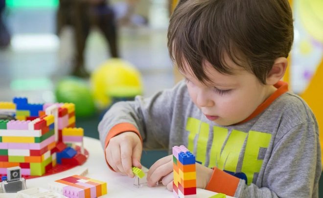 Санкционное безумие: Запад ударил по детям, паралимпийцам, кошкам и даже деревьям в России