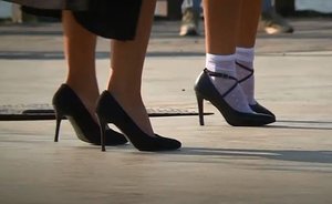 «Высокий» спорт: как прошел забег на шпильках — 2021