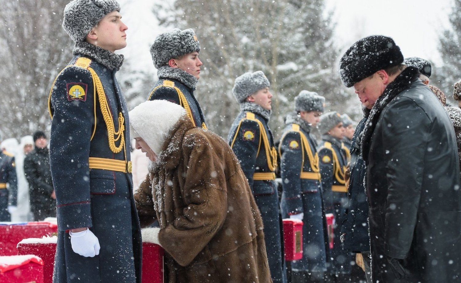 В Нижнекамске прошло захоронение останков бойцов, погибших в 1942 году —  Реальное время