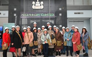 «Казаньоргсинтез» поздравил учителей с профессиональным праздником