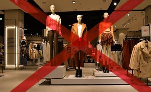 «Возят вещи через Турцию, Дубай, Казахстан — с вводом санкций спрос раз в пять вырос»