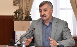 ​Рафаэль Хакимов: «Тема истории татар становится интересна всей Европе, а КФУ неинтересно...»