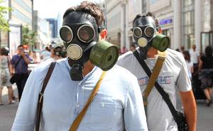 Жители Салмачей устроили «маски-шоу» у Казанского кремля