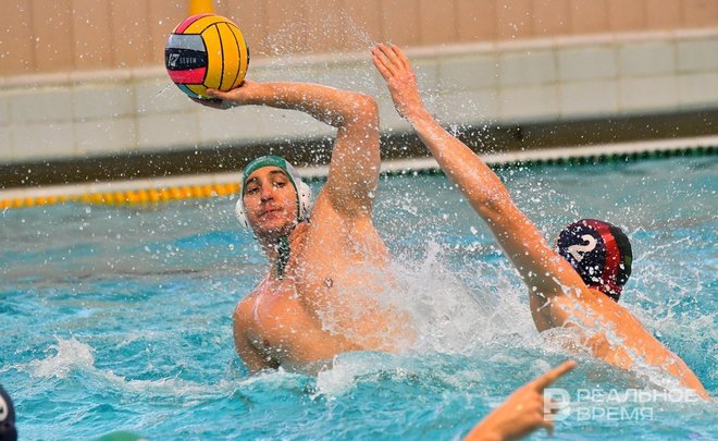 «КОС-Синтез» продолжает лидировать в чемпионате страны