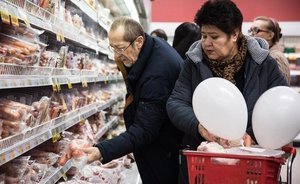 Видеоопрос: «Хватает ли вам денег на жизнь?»