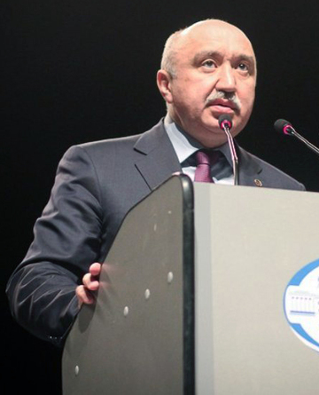 Ильшат Гафуров: «Мы попросту проиграли в умении правильно и доступно презентовать свой материал...»