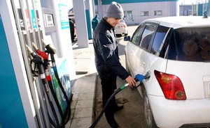 Цены на бензин снова поползли вверх после небольшого спада