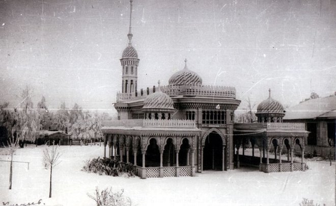 Сад «Эрмитаж»: там, где было кино, вино и домино, — тишина