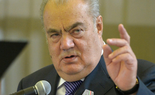 Евгений Богачев: «Очень любят в Крыму наличку, людей еще нужно учить обращению с карточками, банкоматы пустые!»