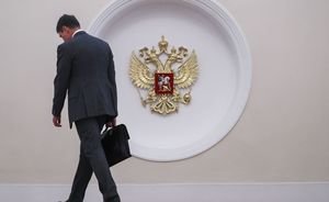 «На дотационной игле»: половину налогов Москва собирает в трех регионах России