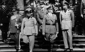 «Если бы Муссолини не вступил в войну на стороне Гитлера, у него был бы шанс уцелеть. Но он слишком заигрался»