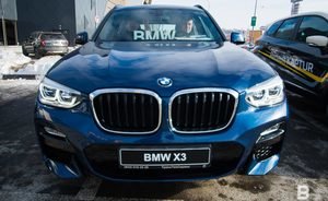 Авторынок: спокойствие цен на BMW и взрывной рост — на Land Cruiser