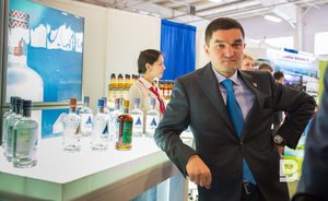 Миннахметов нальет «russian vodka»: «Татспиртпром» запросил патент для экспорта «Русской валюты»