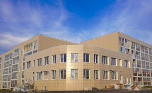 Жители новостройки в Куюках выступили против родственного застройщику управдома