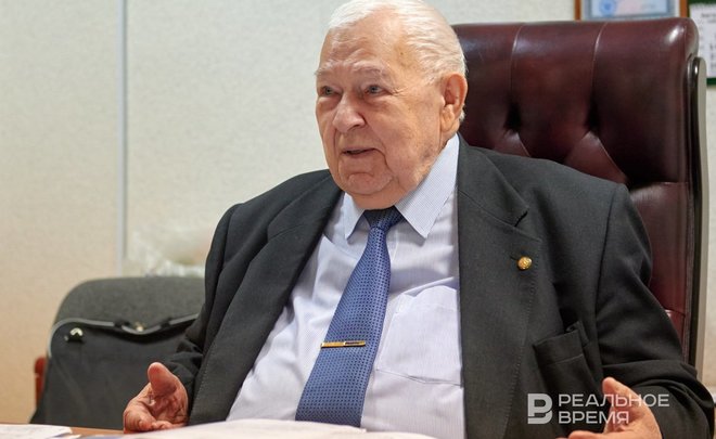 «За качество топлива отвечаю»: Роберт Гилязиев отмечает свой 85-летний юбилей