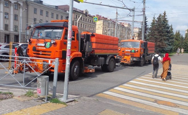 Видеоопрос: «Какую улицу в городе вы бы сделали пешеходной и почему?»