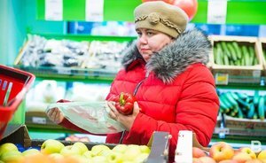 Потребкорзина: дешевые болгарский перец и помидоры прощаются до следующего года